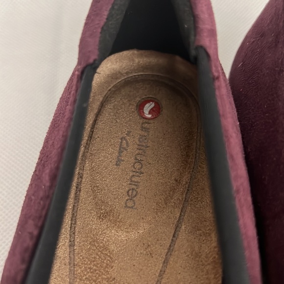 NEW Clark's unstructured suede purple eggplant black flats stretch dress work - Picture 5 of 6